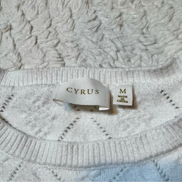 White Short Sleeve Pointelle Knit Sweater| Puff Sleeves Medium cottagecore - Picture 5 of 5